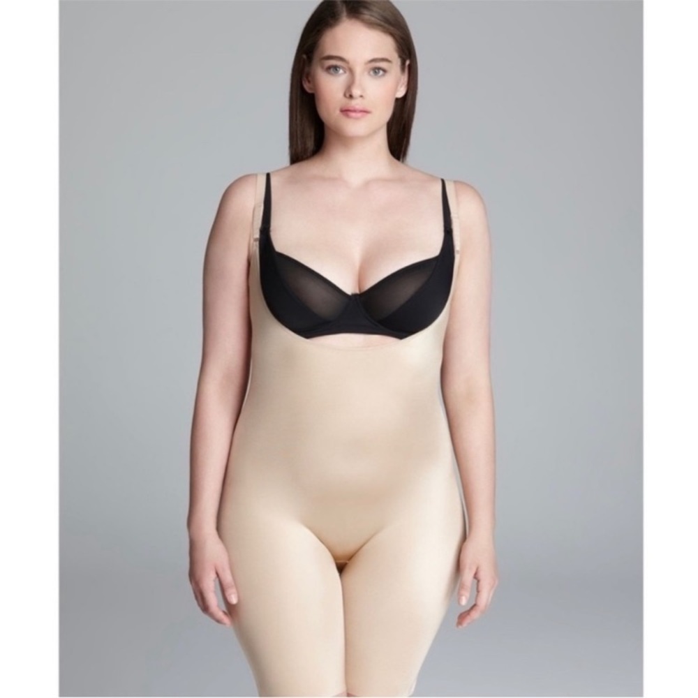 NWOT SPANX Shapewear Open Bust